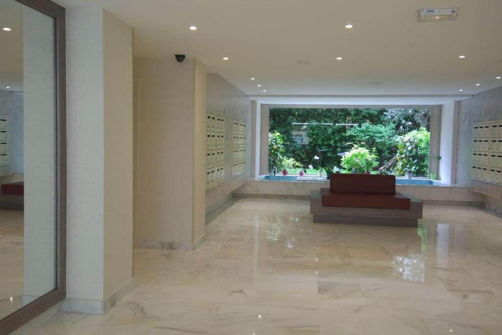 Apartment Proche Croisette Avec Parking Et Climatisation *